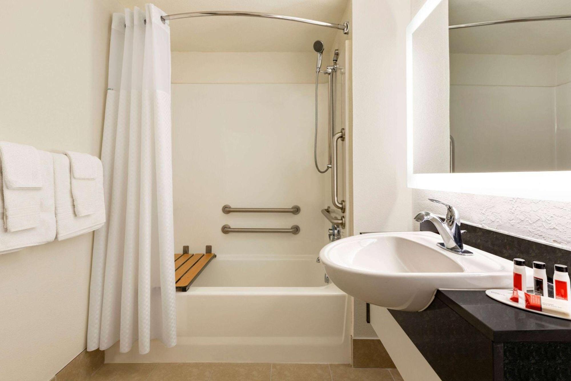 Howard Johnson By Wyndham Harrisonburg Luaran gambar